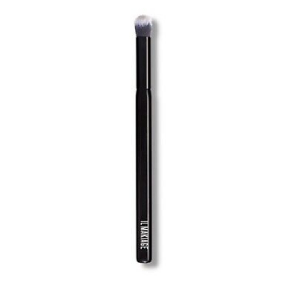 NEW IL Makiage #140 concealer brush